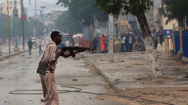 В Сомали боевики совершили нападение на отель: погибли 15 человек 