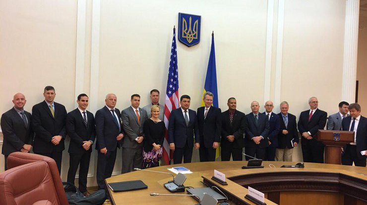 11 экспертов таможенной и пограничной службы США прибыли в Киев