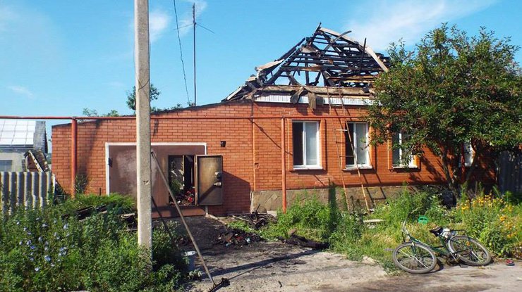 Боевики из гранатометов обстреляли жилые районы Станицы Луганской