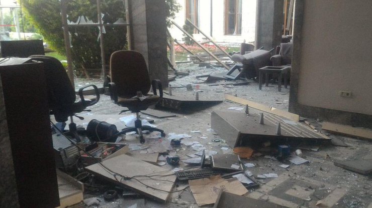 Здание парламента в Турции разрушенно 