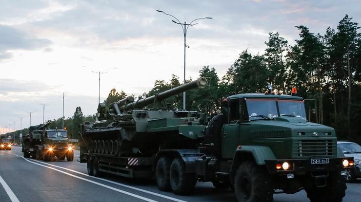 Россия наращивает военную технику на Донбассе - Марчук