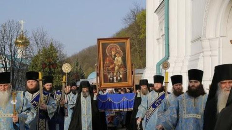 В Киев направятся пешком более 300 православных верующих