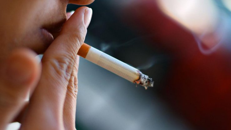 Рада может ужесточить правила курения в общественных местах