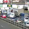 В Киеве Peugeot устроил "автошоу" на Троещине (видео)