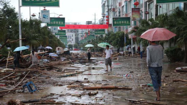 Наводнение в Китае унесло жизни 150 человек