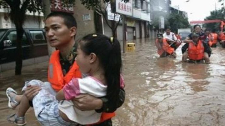 В Китае из-за наводнения погибли более 150 человек
