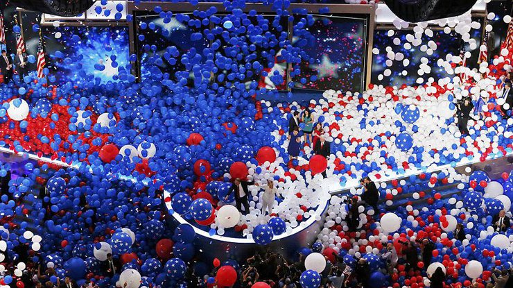 Демократы уничтожили тысячи надувных шаров 