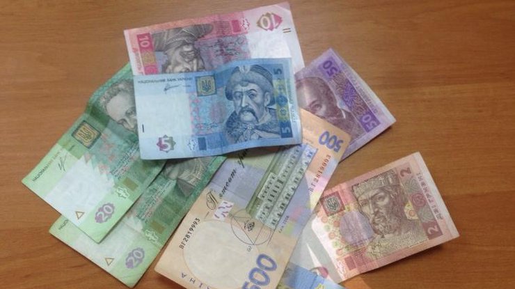 Украинская валюта полна символов 