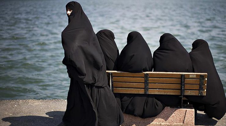 В Германии хотят запретить мусульманскую одежду