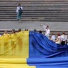 Потемкинскую лестницу укрыли гигантским флагом Украины (фото) 