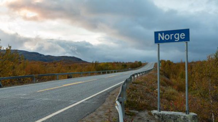 Норвегия построит стену на границе с Россией 
