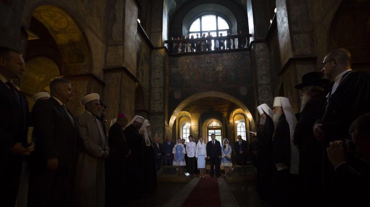 В Софийском соборе прошла молитва за Украину