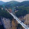 В горах "Аватара" построили самый длинный стеклянный мост (фото)