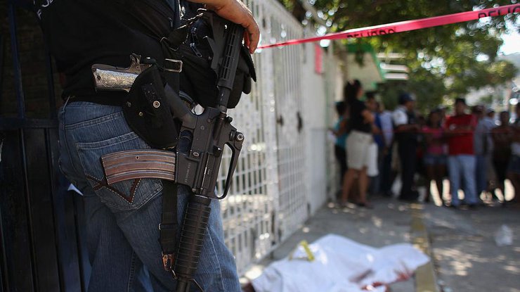 В Мексике боевики напали на полицию, есть погибшие