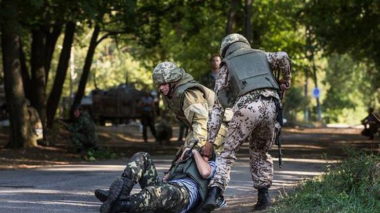 Тяжелая ночь на Донбассе: погиб украинский военный
