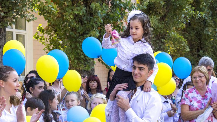 В Киеве разрешили школам не проводить линейки 1 сентября