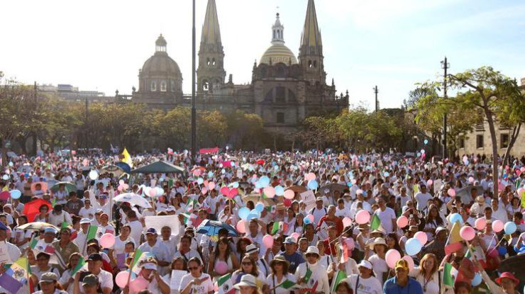 В Мексике протестуют против легализации однополых браков