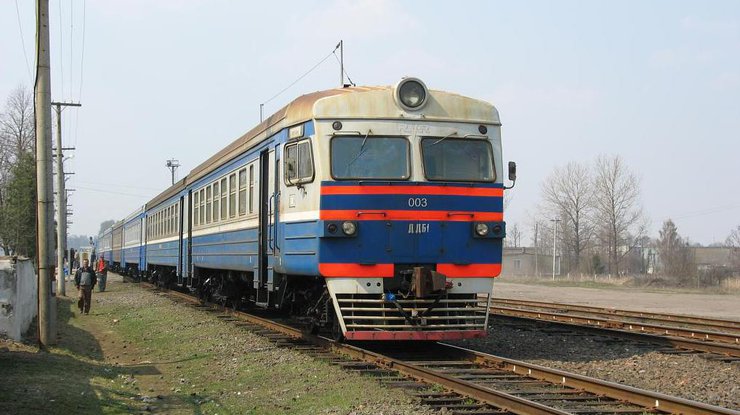 "Укрзализныця" продлила курсирование дополнительных поездов 