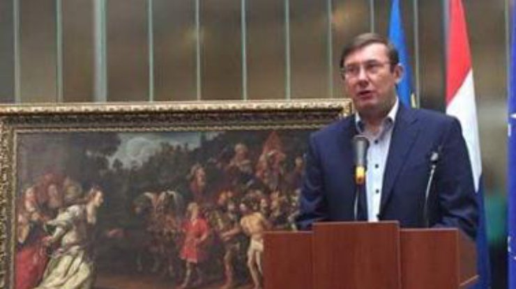 Украина передала Нидерландам украденные картины