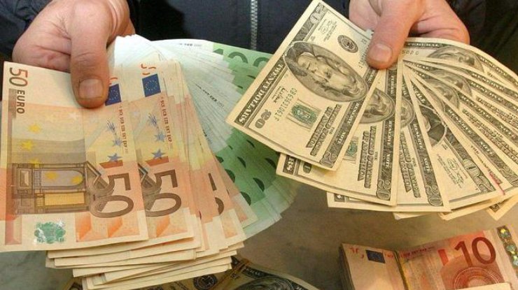 Доллар в Украине снова подскочил выше 26 грн