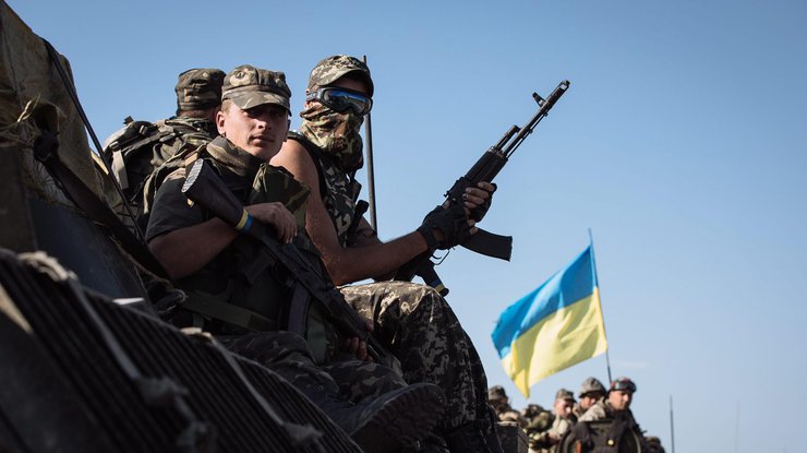 На Донбассе боевики ведут огонь из зенитных установок