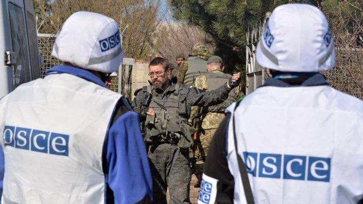 ОБСЕ зафиксировала многократные взрывы на Донбассе