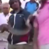 В Индии огромный питон укусил мужчину за попытку сделать селфи (видео)
