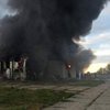 Масштабный пожар под Киевом: горят склады со специзделиями (фото) 