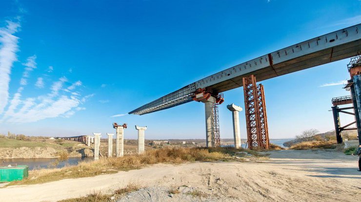 На строительство моста предусмотрено 222,7 млн грн