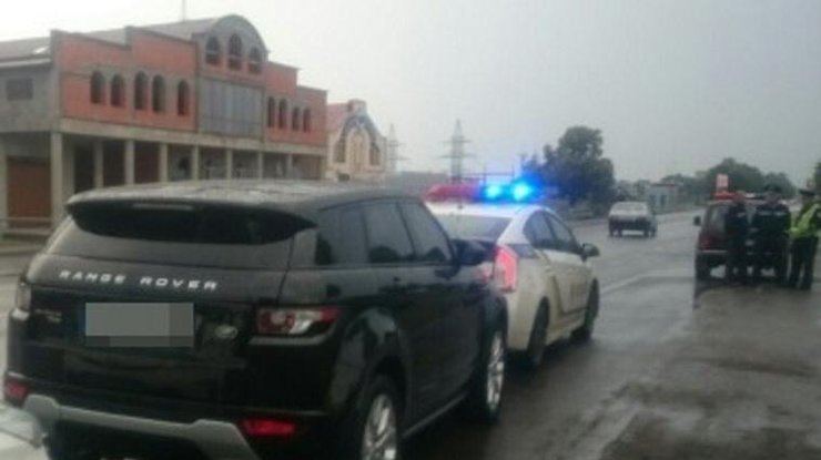 Под Киевом задержали водителя похищенного "Range Rover"