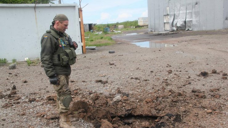 Пророссийские боевики 35 раз открывали огонь по позициям украинских защитников