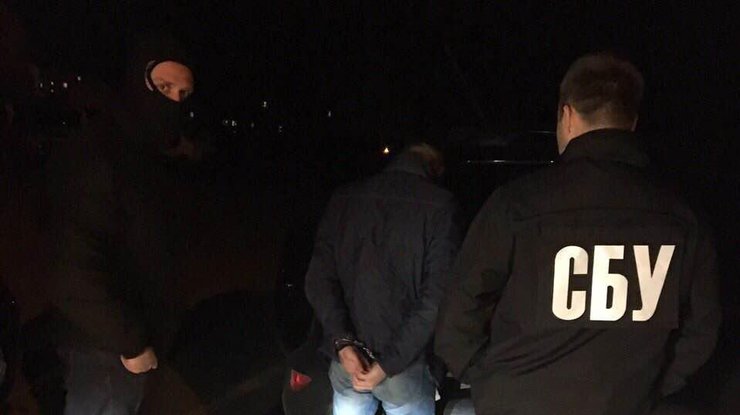 В Киеве поймали полицейского-наркодилера 