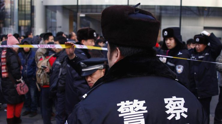 В Китае мужчина убил 17 человек, чтобы скрыть убийство родителей 