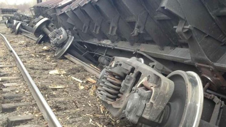 В Испании поезд сошел с рельсов: есть погибшие