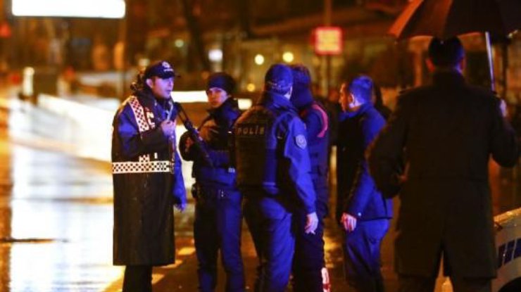 Среди погибших в теракте в ночном клубе в Стамбуле - 16 иностранцев
