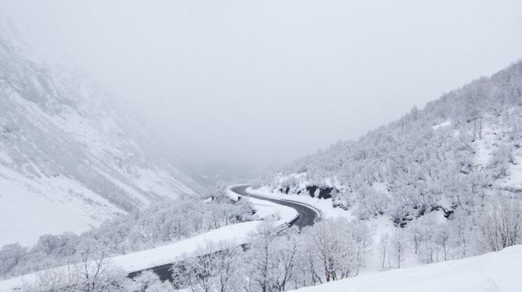 Снегопад в Украине: закрыты три важных трассы (фото: flickr.com)