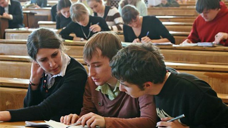 В Украине началась регистрация на пробное ВНО (фото: sciencedebate2008.com)