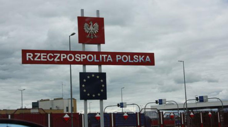 На границе с Польшей в очереди застряли 530 автомобилей