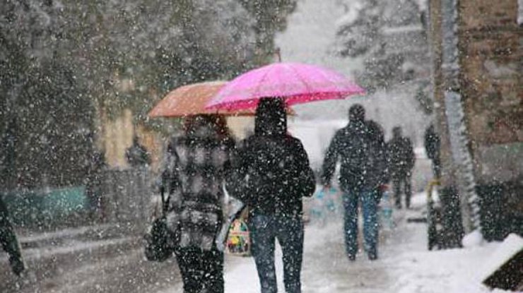 Погода на сегодня: в Крыму дождь и мокрый снег