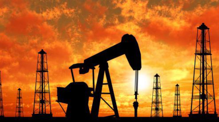 Цены на нефть незначительно снизились