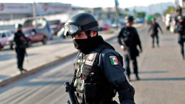 В Мексике учащийся открыл огонь в колледже, есть погибшие 