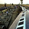 В Индии поезд сошел с рельсов: погибли 13 человек 