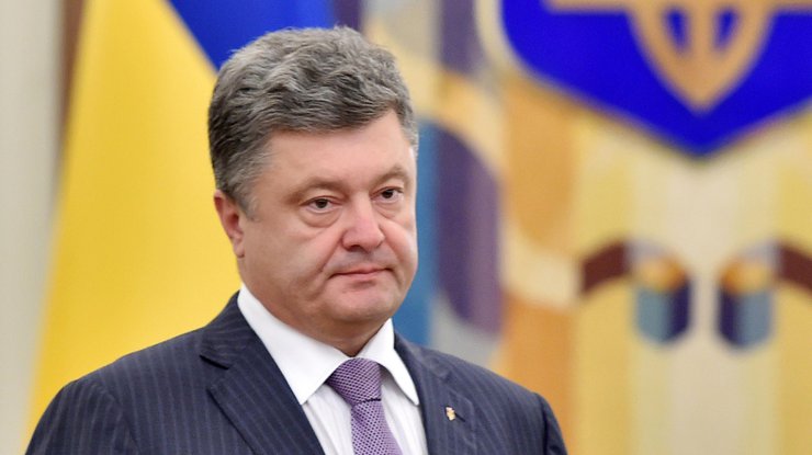 Порошенко пообещал обеспечить украинскую армию новым оружием