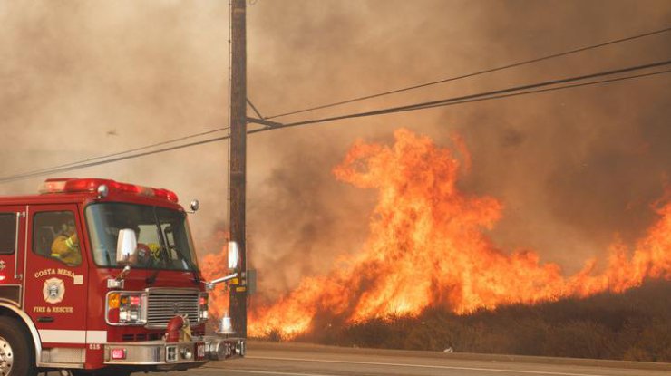 По последним данным, число жертв лесных пожаров в Калифорнии выросло до 15 человек