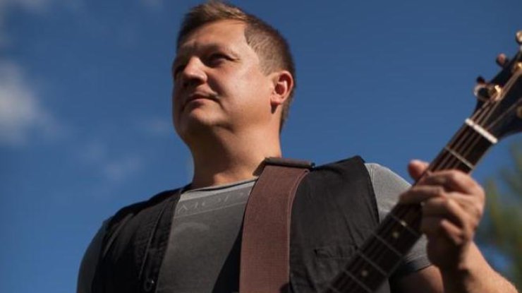 Бас-гитарист Павел Усанов