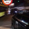 Авария в Киеве: Range Rover и автобус полностью перекрыли улицу (фото) 