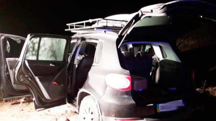 Водителя и Volkswagen нападавшие увезли с собой, но через 4-5 км бросили на дороге