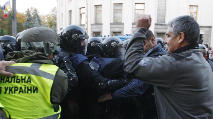 В Киеве полиция задержала 79 человек за массовую драку болельщиков