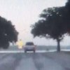 В США пьяный водитель "сбежал" от полиции в озеро (видео) 