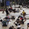 На Филиппинах в результате наводнений и оползней погибли более 200 человек